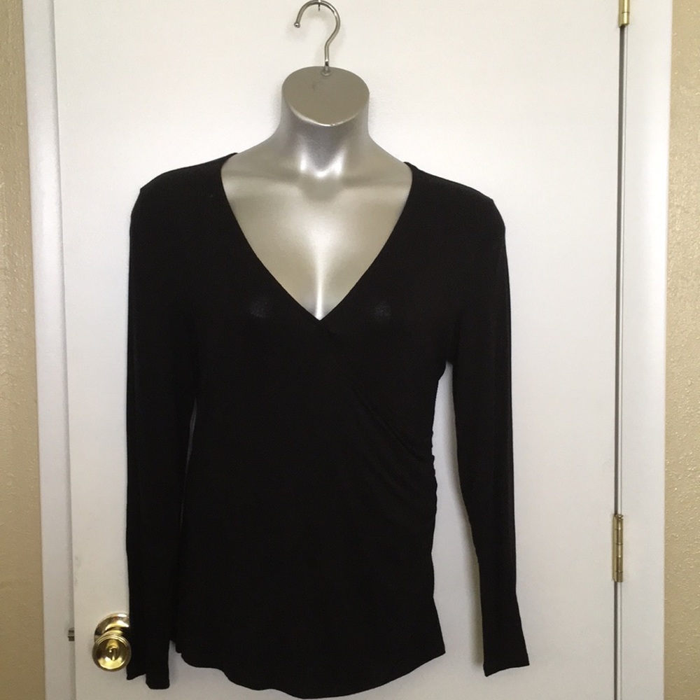 Old Navy Black crossover  top size L